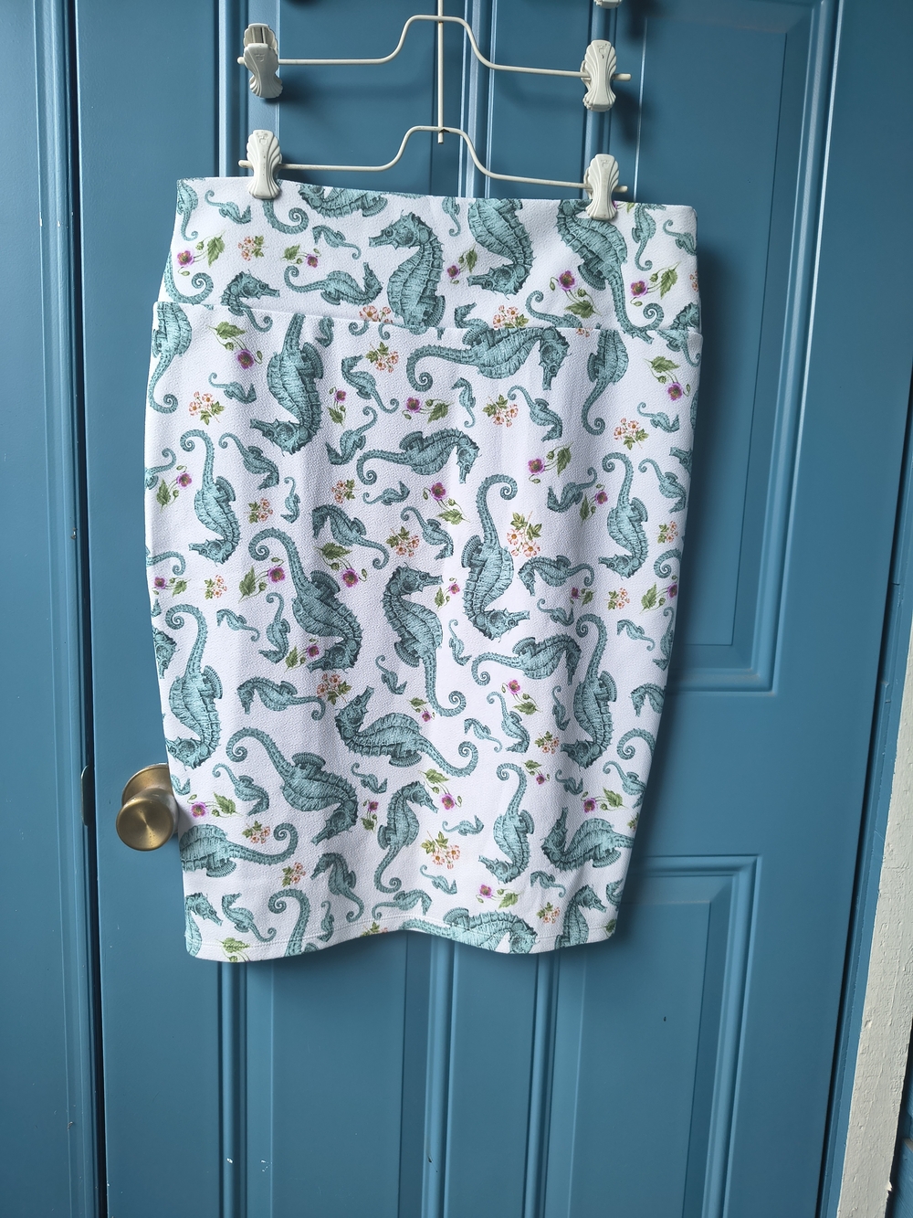 LuLaRoe White Pencil Skirt with Teal Seahorse Print - Picture 4 of 6